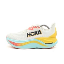 Hoka One Damen Skyward X
