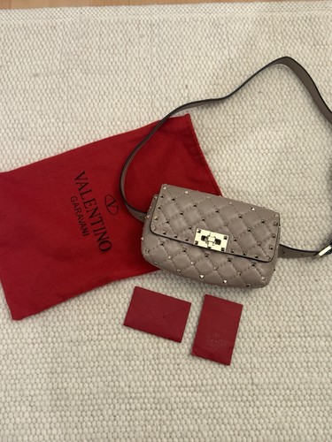 Valentino garavani rockstud - valentino,