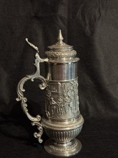 Edler Zinnkrug mit Deckel