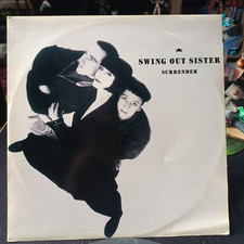 2 PLATTEN 12" MIX 45 UMDREHUNGEN SWING OUT SISTER SURRENDER + TWILIGHT WORLD 1987 ITALY