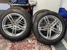 Neue Original Porsche Macan