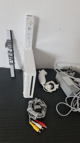 White nintendo wii full set - nintendo,