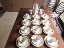 Rosenthal Porzellan - Kaffeegedecke - Tassen - Teller - Kanne -