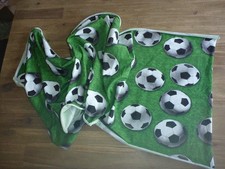 Jersey grün Rasen Fußball schwarz weiß 55 cm x VB 160 cm