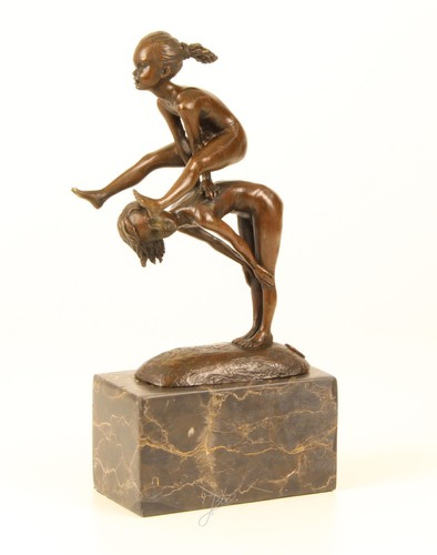 Bronzeskulptur zweier kleiner