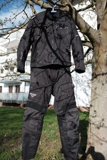 Büse Motorrad Kombi (Gr. 48 / 50) inkl. Kälteschutz - Wie ungetragen!