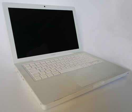 Weißes apple macbook 2 - weißes, 5,2