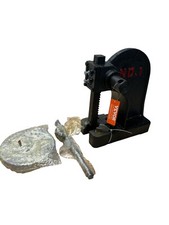 VEVOR Dornpresse Manuelle Hebel-Dornpresse 500kg Presskraft 119mm 3 Formen