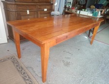Grosser massiver tisch - massiver,