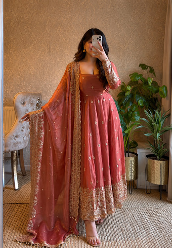 Fertige lehenga pakistaner - lehenga,