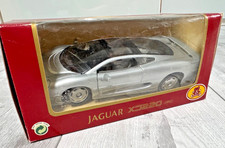 Playbear Modellauto Jaguar XJ220 (1992) Premium Modell 1:24 in OVP