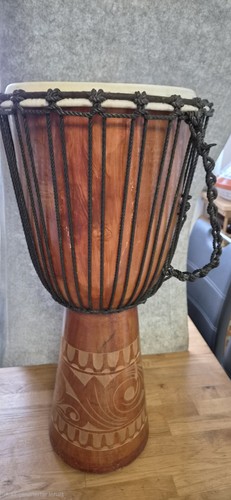 Große afrikanische djembe - große,