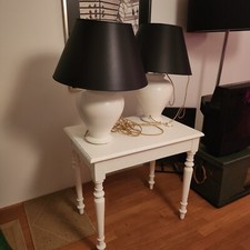 Tischlampen weißen Korpus mit schwarzen Schirm ca 60 cm hich