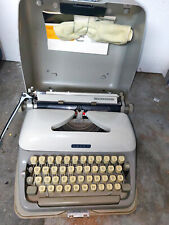 Adler Favorit Schreibmaschine