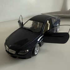 Modellauto 1:18 BMW M6 E83