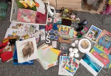 Riesiges Paket/ Konvolut mit Bastelmaterialien - Farbe,Bänder,Papier...