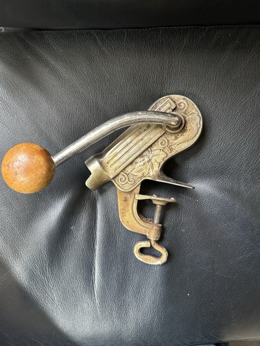 Antiker hektor tisch - no.2,