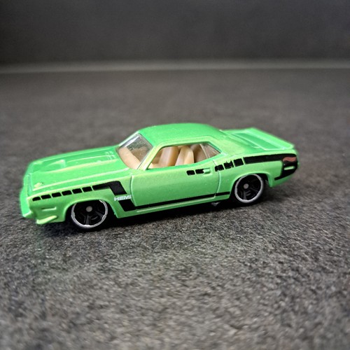 Hot wheels 2008 plymouth - hot, `70