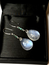 Ohrringe natürlicher