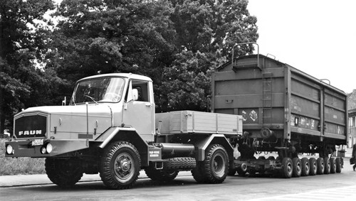 Jahrbuch lastwagen 2022 - jahrbuch, |