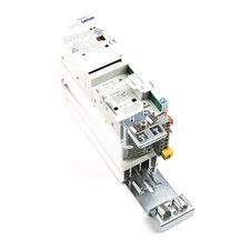 Lenze Frequenzumrichter 8200 vector 13142273 E82EV751K4C200 0,75kW NOV