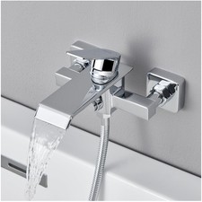 Badewannenarmatur Wasserfall