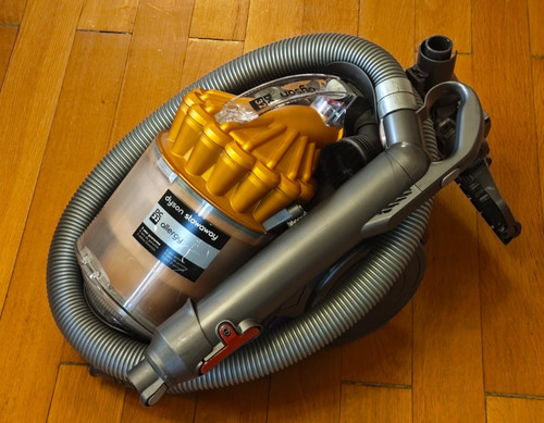 Dyson dc32 animalpro stowaway - animalpro,