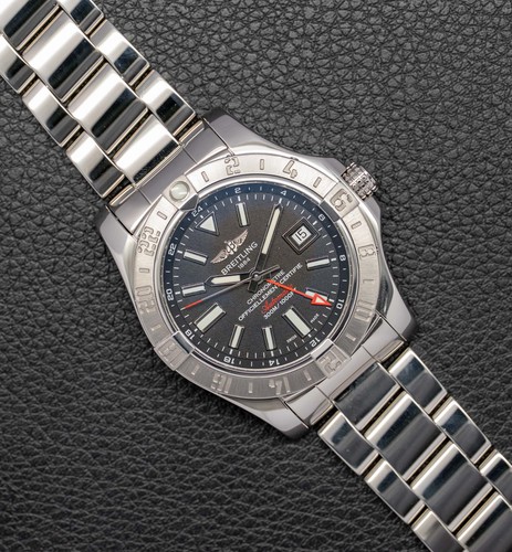 Breitling avenger gmt - avenger,