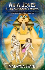 Malayna Evans Aria Jones and