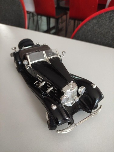 Burago mercedes benz 500 - mercedes-benz, k