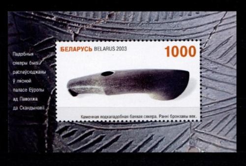 Steinaxt aus bronzezeit - aus,