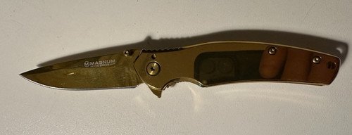 Magnum goldfinger böker - by,