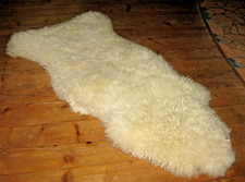 Schaffell Lammfell Echtfell Naturfarben ca. 120x62cm kuschelig firsch gewaschen