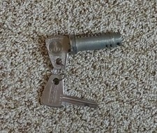 Moskwitsch 2140 Türschlosseinsatz