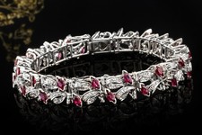 Antikes breites Armband mit