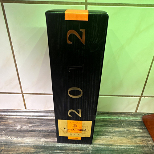 Veuve clicquot champagne brut - veuve,