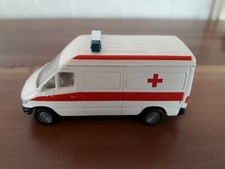 Siku - 1:55 - 0804  0805 - Mercedes Benz Sprinter Krankenwagen Rotes Kreuz