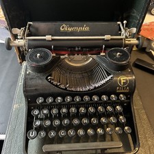 Antike Schreibmaschine Olympia