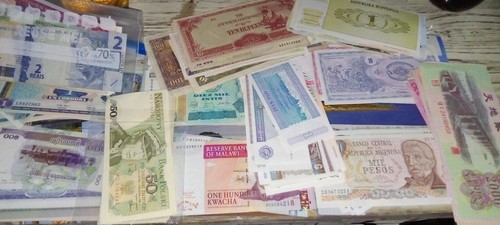 Verschiedene banknoten aus - verschiedene,