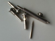 Zirkel – Zubehör – Ersatzteile – 5 Teile – Markenlos – unbenutzt