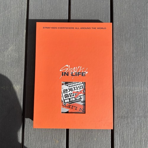 Stray kids life - life, (album)