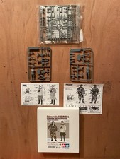 1/35 TAMIYA 89629: FIGUR ROMMEL DAK UND PANZERGRENADIER MIT STURMGEWEHR 44