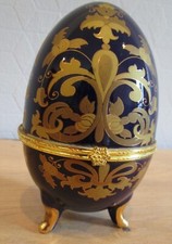 Neundorf Porzellan Ei Sammeldose Figur Kobaltblau - Gold H 12 cm