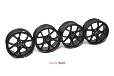 Audi RS3 8Y 5-Y-Speichen Alufelgen 8/9x19 Zoll inkl. Deckel/RDK-Sensoren neuw.