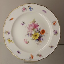 Meissen Teller 1. Wahl feinste Blumenmalerei Weichmalerei Goldrand Knaufzeit