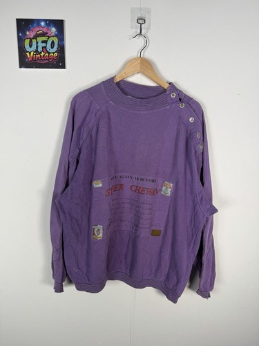 Chewan button neck - button, graphic