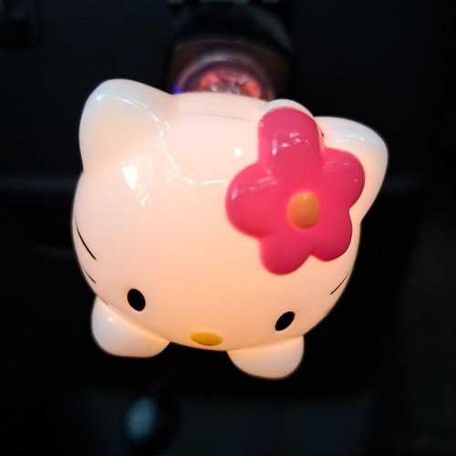 Hello kitty auto steckdose - hello,