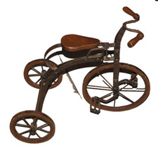 Altes antikes Metall Holz Puppe Dreirad Sattel aus Holz Sitzhöhe ca 29,5 cm 42 L