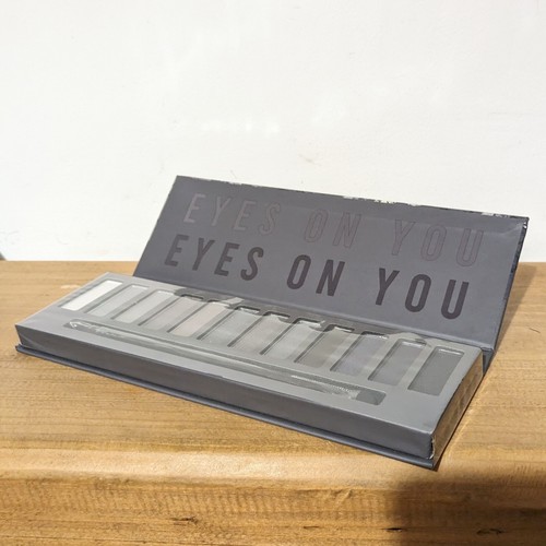 Eyes you obsessed - m&s,
