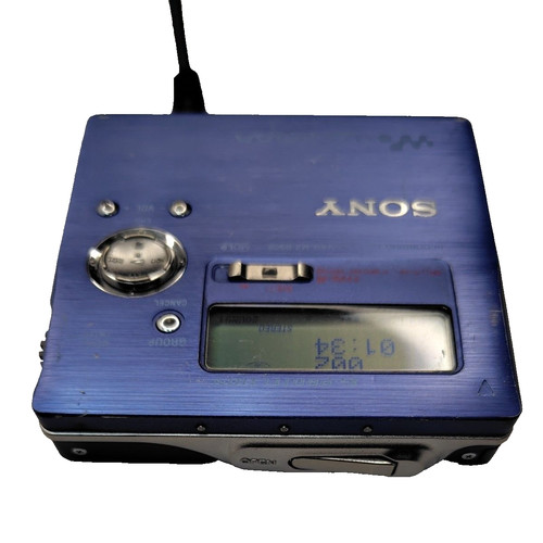 Sony r909 walkman - sony,